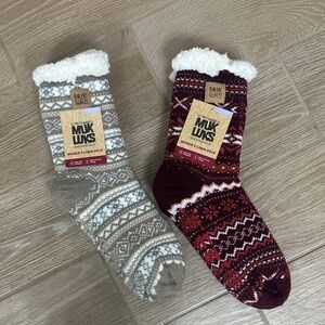 Muk Luks Women's Cabin Socks - Cream and Burgundy 2 pair NWT